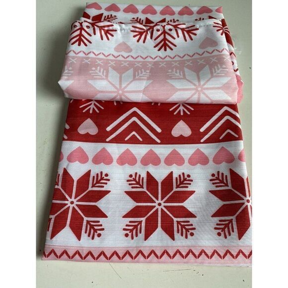 Betsey Johnson Pink Fair Isle Christmas Tree Snowflakes Fabric Shower Curtain - Picture 13 of 13